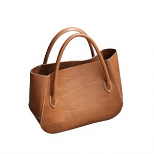 Pochette en cuir véritable BS INTERNATIONAL fabriquée en Inde avec bandoulière 3L+ fermeture éclair, durable, écologique, légère et tendance pour femme - Product Image 6