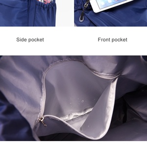 Mochila Profesional Impermeable con Cordón, Gran Capacidad, para Deportes al Aire Libre, con Logotipo Impreso de Dibujos Animados, Material de Poliéster - Product Image 3