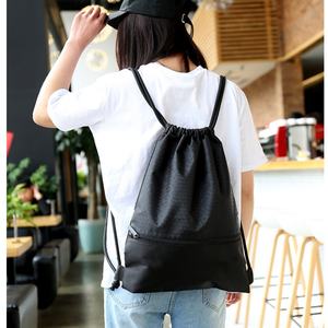 Sac à cordon personnalisé en polyester uni avec logo promotionnel, sac de sport en nylon, sac cadeau, sac à dos de sport - Product Image 4