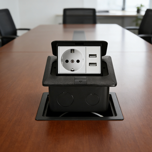 Multipresa da tavolo PDU con 2 prese universali, 1 doppia USB A+C, interruttore On/Off, cavo da 3m, spina UK - Product Image 1
