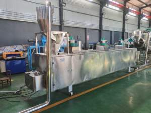 Machine de fabrication de granulés d'aliments pour poissons aquatiques durables de haute qualité extrudeuse de granulés machine à double vis production de machines à aliments pour chiens - Product Image 2