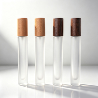 Flacons de parfum en verre dépoli de 10 ml, vides, en stock, avec bouchon à vis en bois de hêtre naturel et atomiseur à fine brume