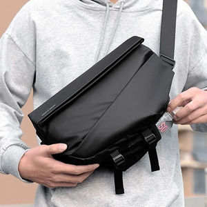 Sac à dos de cyclisme imperméable grande capacité en cuir ultraléger pour hommes – Idéal pour le voyage et la randonnée - Product Image 4