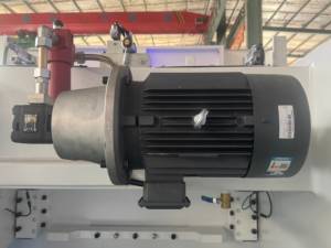 Hochpräzise 200T Vollautomatische CNC-Abkantpresse DA69S 3D-Simulationssystem Fortschrittliche 3D-Programmierung für Edelstahl - Product Image 3