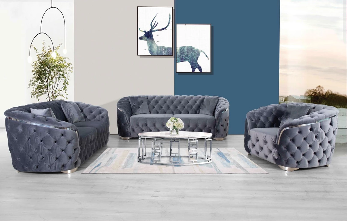 สีเทาเข้ม