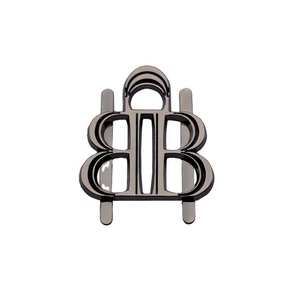 Sac à dos en nickel noir en relief marque plaque Logos en alliage de Zinc métal lettre étiquettes sac à main étiquette de nom en métal pour portefeuille - Product Image 1