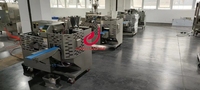 Boulette semi-automatique chinoise faisant le remplisseur pliant empanada ravioli samosa fabricant Gyoza faisant la machine pour les petites entreprises