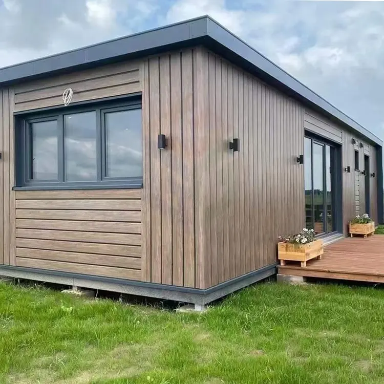 Factory sale the Luxury decoration Prefab Detachable 20ft Container House Modular House Living Container Homes