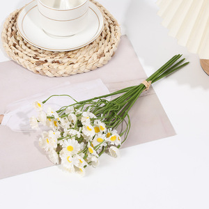 Fleurs artificielles marguerites et chrysanthèmes monocouche pour décoration maison, mariage, fête – Vente en gros - Product Image 6