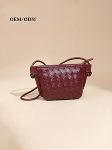 Custom ODM women's <b>handbag</b> Premium woven tote bag Minimalist branding <b>handbag</b> Fashionable shoulder bag women - Product Image 6