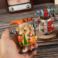 Vente en gros résine Clown Statue drôle Joker Sculpture pour la décoration de la maison OEM/ODM personnalisé carnaval thème fête cadeau fournitures