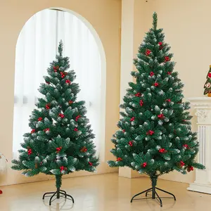 थोक स्वचालित पेड़ सजावट क्रिसमस वृक्ष के गहने लक्जरी बर्फ हुजूम पाइन क्रिसमस पेड़ के साथ लाल जामुन