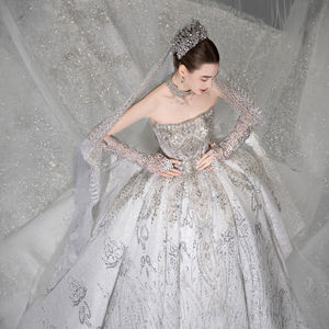 Vestido de Novia de Gala Moderno con Cuentas de Lujo GT151, Escote Corazón, Cola Capilla, Personalizado y Encantador para la Novia - Product Image 3