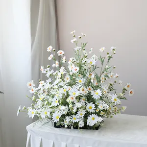 güzel elbiseler düğün resepsiyon Suppliers-Simülasyon küçük papatya çiçek düzenleme buket özel düğün elbisesi güzellik Chen pencere fotoğraf düzenleme ipek çiçek