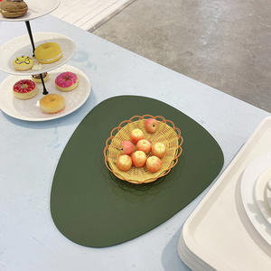 Mantel Individual Redondo de Color Sólido, Estilo Nórdico Minimalista, Antideslizante, Impermeable, de PVC, Aislante del Calor, para Uso Doméstico - Product Image 4