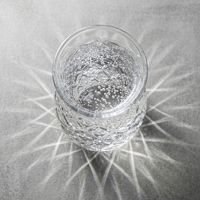Verre à boire en verre borosilicate en forme d'ananas, design moderne, compatible micro-ondes et lave-vaisselle, unisexe, pour jus glacé, cocktails et boissons pétillantes
