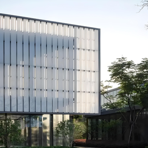 Trọng lượng nhẹ Polycarbonate bền mặt trời rỗng Bảng điều khiển với thiết kế hiện đại và Bảo vệ UV cho sử dụng ngoài trời - Product Image 6