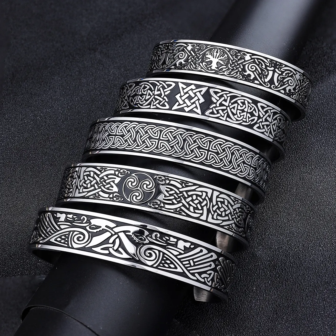 Joyería nórdica vikinga personalizada, anillos vikingos de acero inoxidable 316 con apertura ancha, brazalete con nudos celtas runas