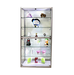 20 vitrines et cloches en verre pour une ambiance cabinet de curiosité