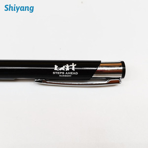 Bóng Lăn Tùy Chỉnh Biểu Tượng Bút Biểu Tượng Tia Laser Bi Màu Đen Kim Loại Bút - Product Image 2