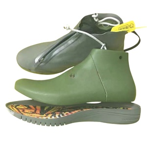 Zapatillas de baloncesto estándar tamaño EE. UU. KB 11 con horma de plástico - Product Image 5