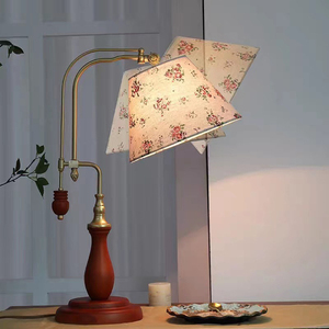 โคมไฟตั้งโต๊ะตกแต่งแบบหรูหราทันสมัยแหล่งกำเนิดแสง LED สำหรับอ่านหนังสือข้างเตียงห้องนั่งเล่นโต๊ะออกแบบสำหรับห้องนอน - Product Image 3