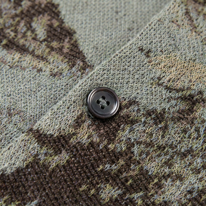 Polo de punto jacquard de manga corta personalizado para <span class=keywords><strong>hombre</strong></span>, suéter cárdigan vintage con <span class=keywords><strong>botones</strong></span> para marcas de ropa urbana, MOQ bajo - Product Image 3