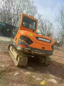 รถขุด DOOSAN DX88 8 ตัน มือสอง เครื่องยนต์ยันม่าร์ ปั๊มไฮดรอลิก Doosan Mottrol วาล์ว KYB ชั่วโมงการใช้งานต่ำ สภาพ 90% ปี 2023 พร้อมวิดีโอ - Product Image 4
