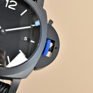 Famoso Orologio Classico 01661 con Cuciture Blu, Movimento Meccanico Semplice, Luce Notturna, Orologio da Uomo per Coppia - Product Image 3