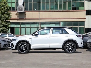 Nuova Volkswagen <span class=keywords><strong>T</strong></span>-<span class=keywords><strong>Roc</strong></span> 2026 per VW <span class=keywords><strong>T</strong></span>-<span class=keywords><strong>Roc</strong></span> Troc Facelift 300TSI DSG Starlight Edition, Nuova Auto a Benzina - Product Image 4