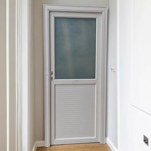 Porta in PVC Moderna Personalizzata Impermeabile Porta in UPVC per <span class=keywords><strong>Bagno</strong></span> e Toilette con Apertura Manuale e Vetro - Product Image 5