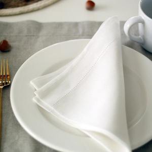 100% Lino 18cm * 18cm Servilletas cuadradas sólidas Decoración Mesa de cocina Manteles individuales Restaurante Hotel Decoración Servilletas - Product Image 3