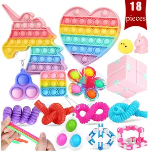 Giocattoli Fidget personalizzati all'ingrosso Set sensoriale confezione bomboniere sollievo dallo Stress piccola Mini scatola di giocattoli sfusi Set di giocattoli Fidget di carnevale