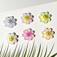 Aksesori Seni Kuku Resin Bunga Matahari 3D Trendi dengan Desain Bunga Lima Kelopak untuk Dekorasi Kuku DIY Model S0164