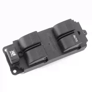 Interruptor Eléctrico para Elevar la Ventanilla Delantera Derecha de Mazda 3, D397-66-350A, para Vehículos con Volante a la Derecha - Product Image 1