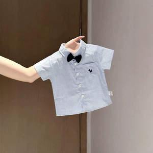 Set di camicia e pantaloncini estivi per ragazzi in stile preppy, elegante completo in 2 pezzi di ispirazione coreana con papillon - Product Image 3