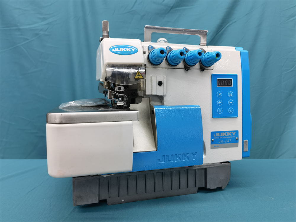 china jukky good price direct drive wiki brand High speed four thread overlock sewing machine Suitable for T-shirt