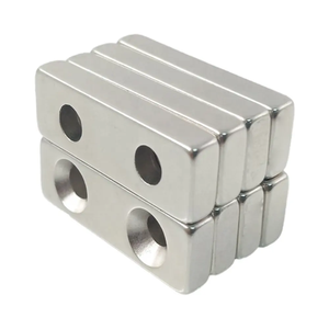 Aimants carrés N52 N45 personnalisés en gros à bas prix avec trou fraisé - Product Image 3