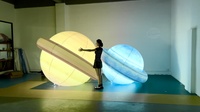 Grande boule gonflable géante personnalisée de planète de lumière de LED ballon gonflable partie extérieure