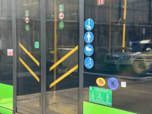 Autobús Eléctrico Moderno de Alta Capacidad Modelo E321 Serie OLGERD con Sistema de Almacenamiento de Energía y Diseño de Confort para Pasajeros - Product Image 3