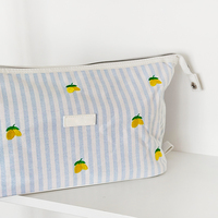 Bolso de Mano Personalizado con Bordado y Estampado de Rayas Azules y Blancas, Bolso de Maquillaje Living La Vida Lemon