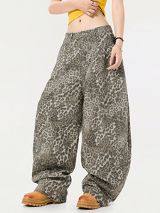 กางเกงผ้าแคนวาสลายเสือดาวสไตล์วินเทจอเมริกัน ทรงโค้ง ชายระบาย ทรงหลวม สตรีทแวร์ ยูนิเซ็กส์ ขากว้าง สไตล์ลำลอง ผ้าฝ้าย 100% - Product Image 4