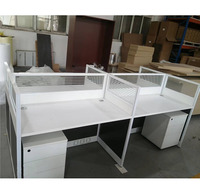 Poste de travail modulaire 4 places à cadre moderne en aluminium Mobilier de bureau Centre d'appels Poste de travail