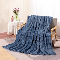 Couverture polaire en flanelle côtelée 3D super douce à rayures, idéale pour la maison, le lit, le canapé et le bureau – Vente chaude directe usine