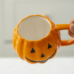 Decoración creativa de <span class=keywords><strong>Halloween</strong></span>, <span class=keywords><strong>taza</strong></span> de agua de linterna de calabaza peculiar, apariencia alta, <span class=keywords><strong>Taza</strong></span> de cerámica linda con tapa, <span class=keywords><strong>taza</strong></span> - Product Image 4