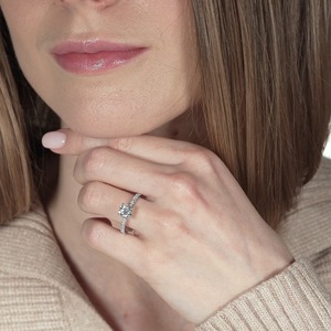 Bague de fiançailles SGARIT certifiée IGI avec diamant de laboratoire de 3 carats pour femme, bague en or blanc 14 carats avec pierres latérales, bague de mariage - Product Image 4