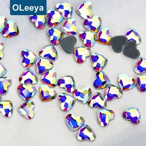 Strass thermocollants de haute qualité en cristal AB, forme goutte d'eau fantaisie, pierres thermocollantes à dos plat en forme de larme pour la décoration de robes - Product Image 3