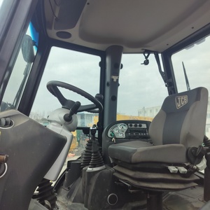 รถตักล้อยาง JCB 3CX มือสองยอดนิยม พร้อมปั๊มเกียร์ ขายส่งจากโรงงานโดยตรง มีสินค้าพร้อมส่ง จัดส่งรวดเร็ว ราคาต่อรองได้ - Product Image 5