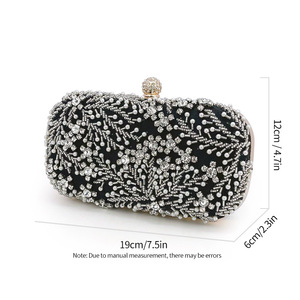 Bolso de mano rectangular brillante con perlas y diamantes de imitación de alta calidad para mujer, bolso de noche, bolso de mano para boda. - Product Image 6