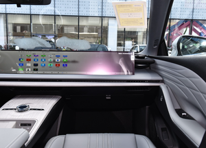 <span class=keywords><strong>Acheter</strong></span> Geely Yinhe La Voie Lactée E8 Nouvelle Voiture Électrique 80% Charge - Product Image 3